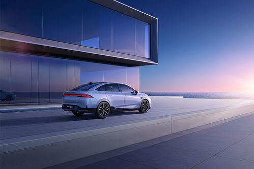 車企增長勢頭強(qiáng)勁 交付量環(huán)比上升超三成，停車服務(wù)亮點(diǎn)突顯